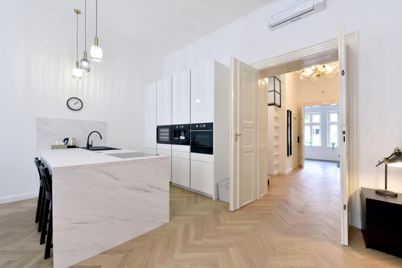 Apartman S Balkonom Trenčín Екстериор снимка