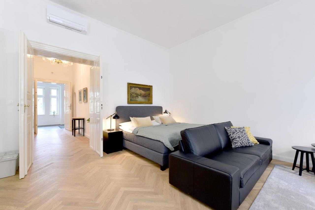 Apartman S Balkonom Trenčín Екстериор снимка