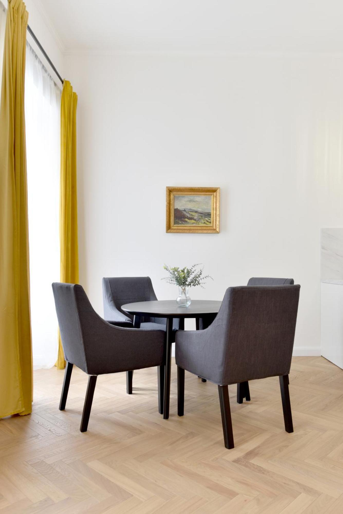 Apartman S Balkonom Trenčín Екстериор снимка